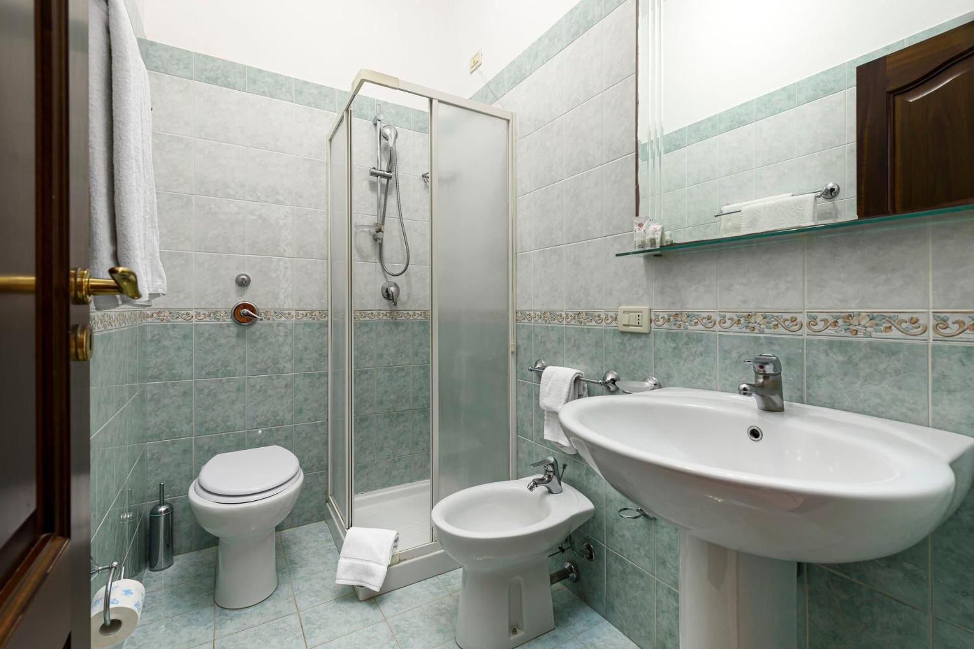 Araba Fenice Hotel 산비토로카포 외부 사진