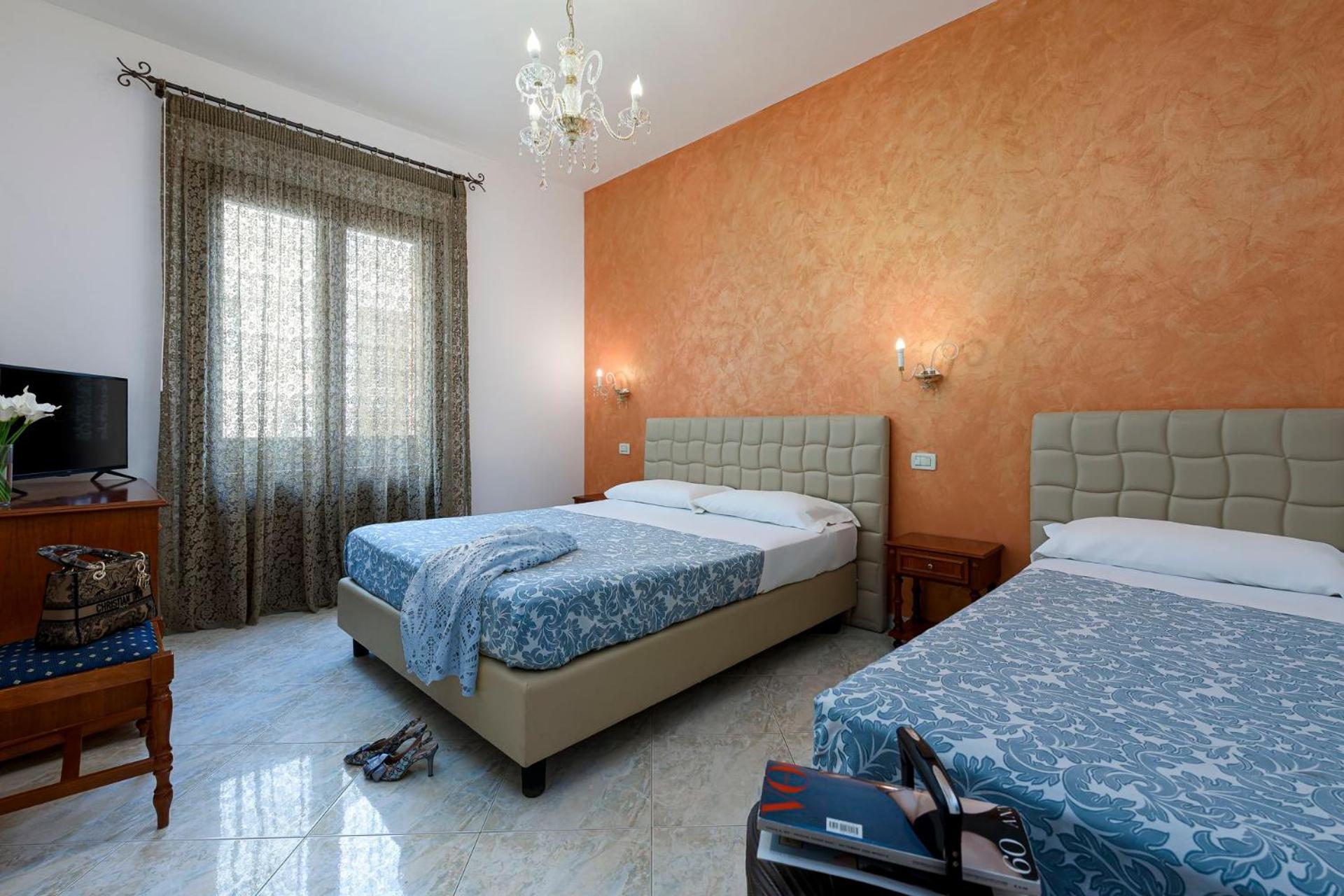 Araba Fenice Hotel 산비토로카포 외부 사진